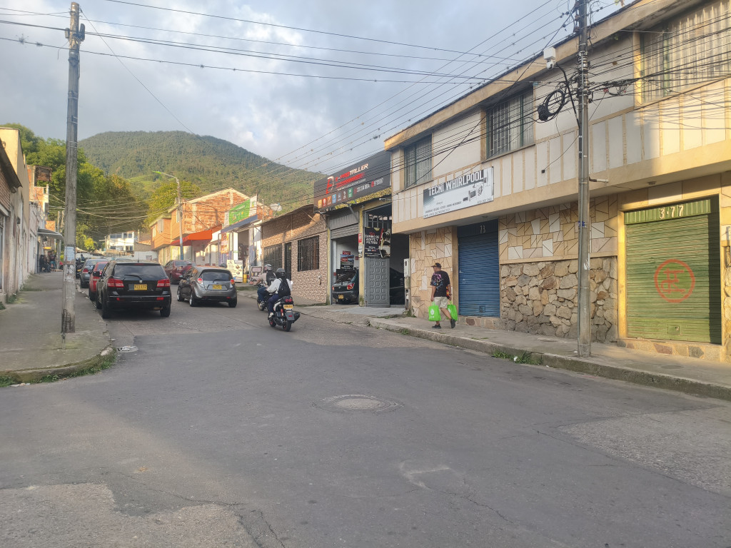 Local En Arriendo - Barrio Antonio Nariño, Fusagasugá