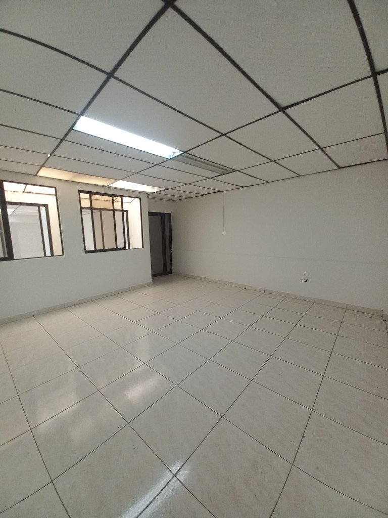 Oficina En Arriendo - Cadiz Piso 3 Sin Ascensor, Ibagué