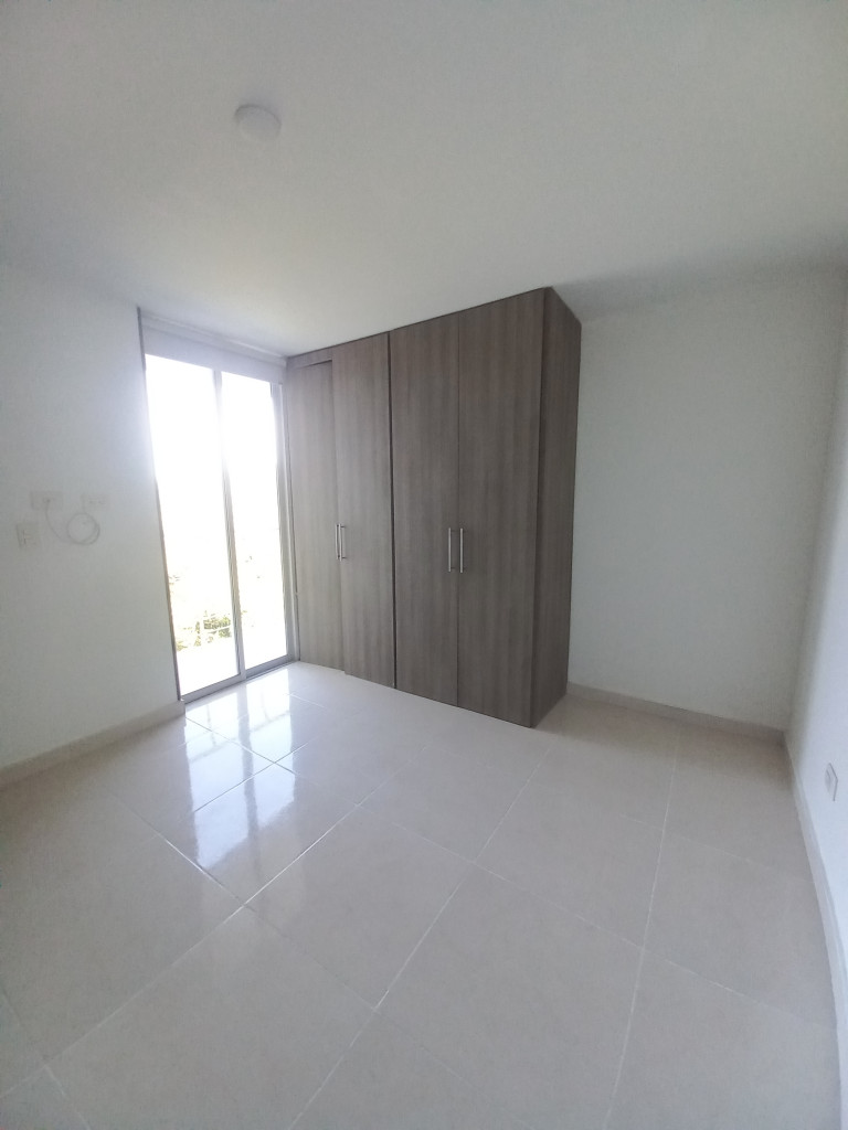 Apartamento En Arriendo - C.r Altos De Berlin Piso 7, Ibagué