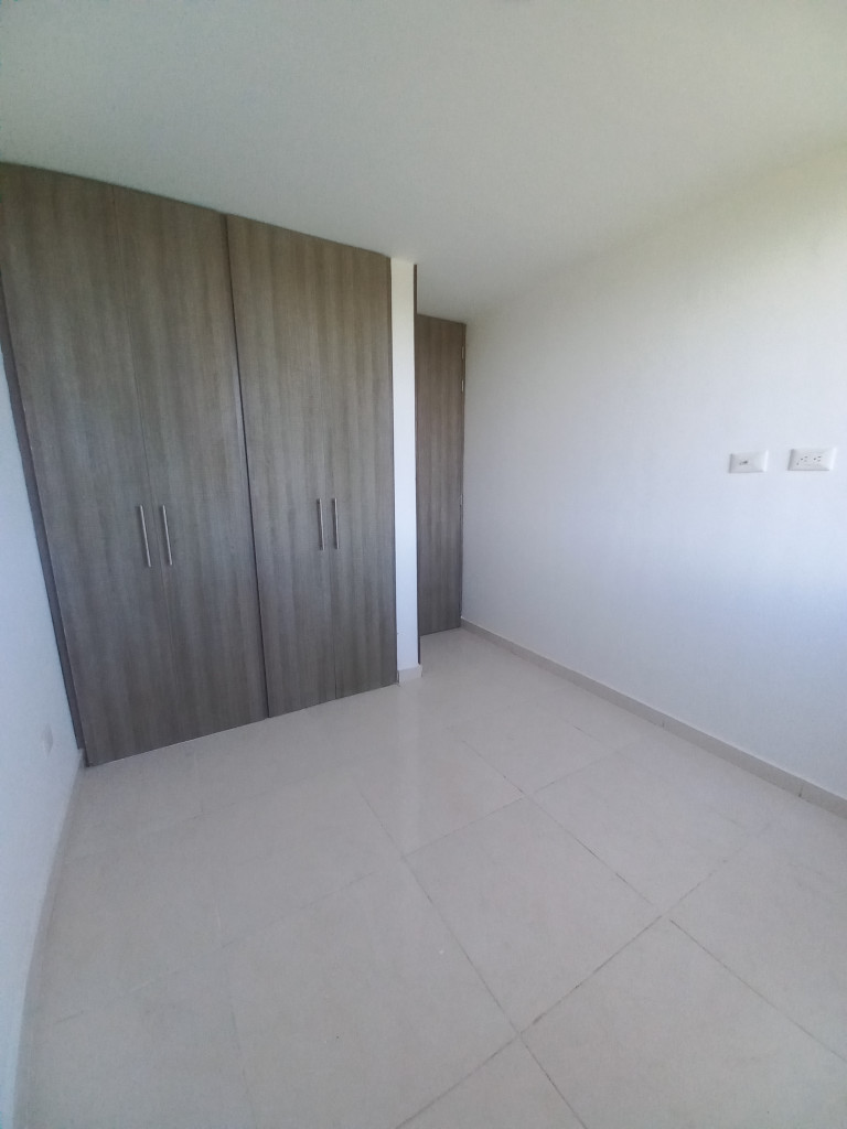 Apartamento En Arriendo - C.r Altos De Berlin Piso 7, Ibagué