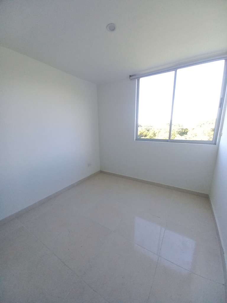 Apartamento En Arriendo - C.r Altos De Berlin Piso 7, Ibagué