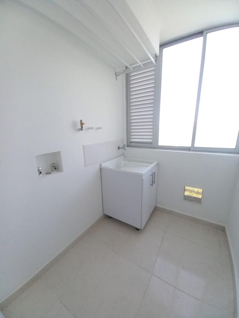 Apartamento En Arriendo - C.r Altos De Berlin Piso 7, Ibagué