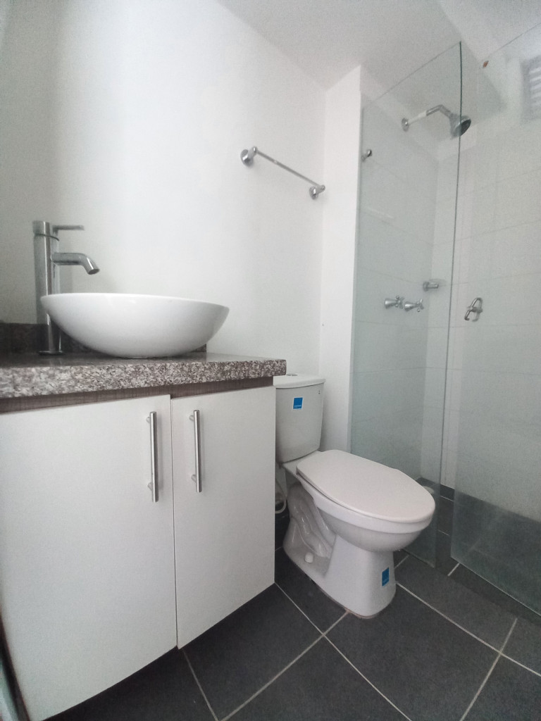 Apartamento En Arriendo - C.r Altos De Berlin Piso 7, Ibagué