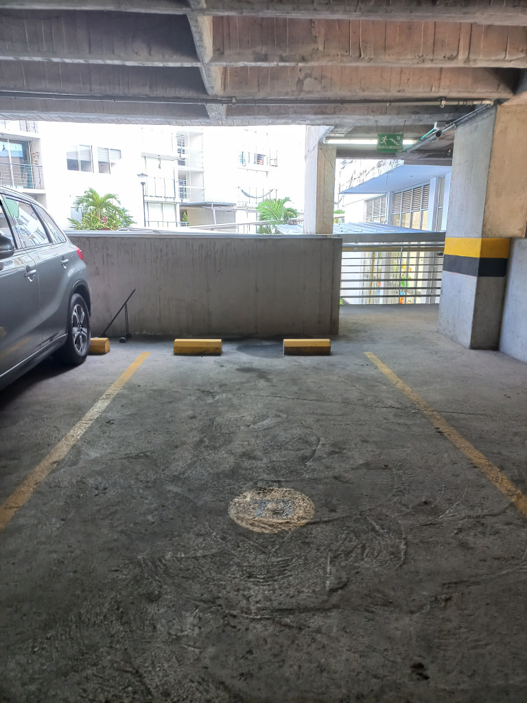 Apartamento En Arriendo - C.r Altos De Berlin Piso 7, Ibagué