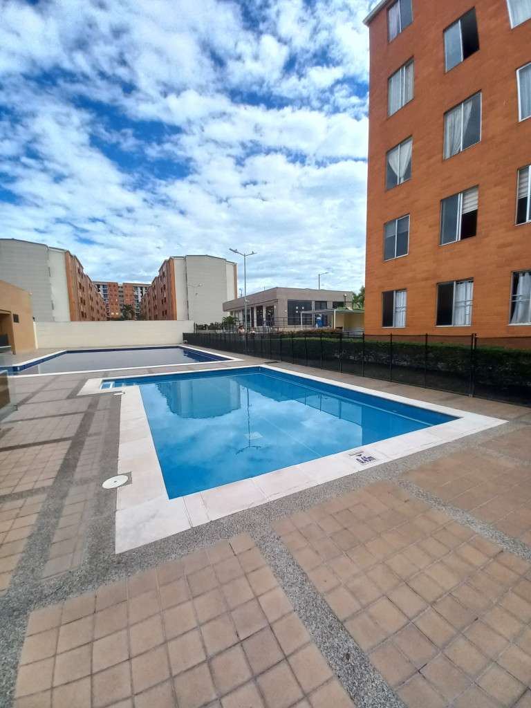 Apartamento En Venta - Arboleda  Algarrobo Piso 4 Sin Ascensor, Ibagué