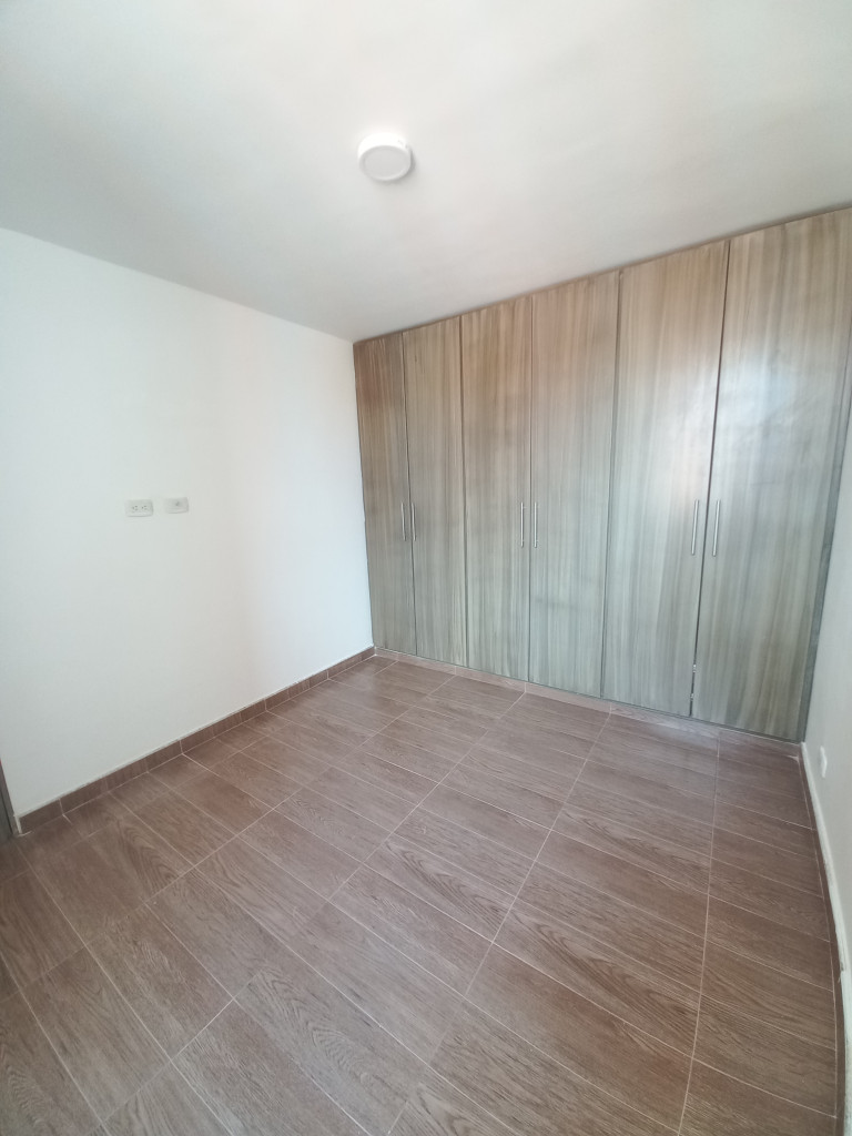 Apartamento En Venta - Arboleda  Algarrobo Piso 4 Sin Ascensor, Ibagué