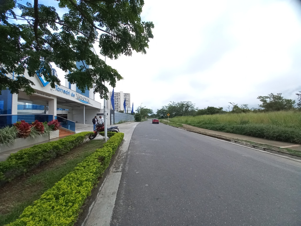 Apartamento En Venta - Torreon De Varsovia Piso 10 Etapa Ii, Ibagué
