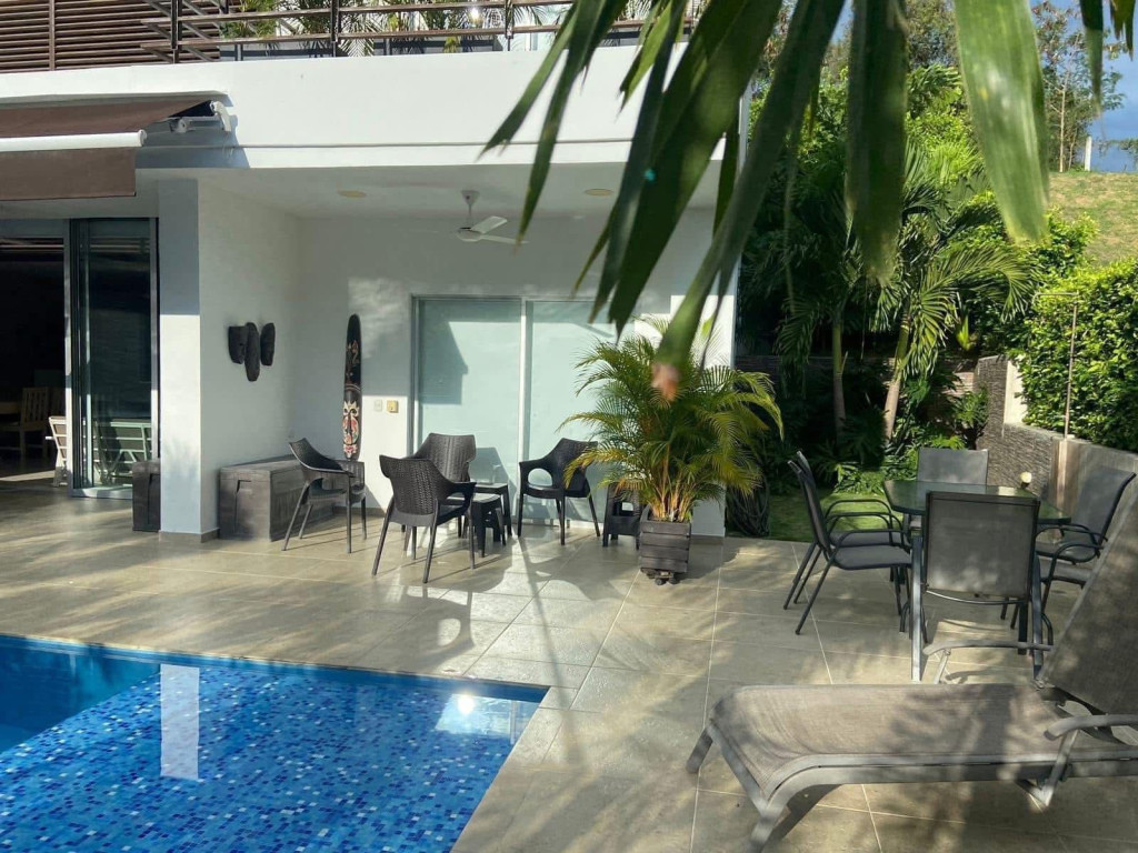 Casa Campestre En Venta - Lagos Del Peñon, Girardot