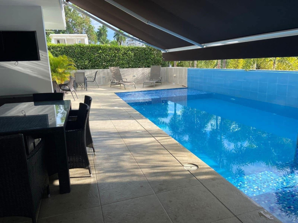 Casa Campestre En Venta - Lagos Del Peñon, Girardot