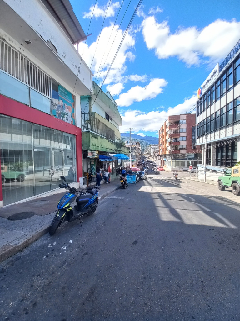 Local En Arriendo - Calle 14 Entre 3 Y 4 Primer Piso, Ibagué