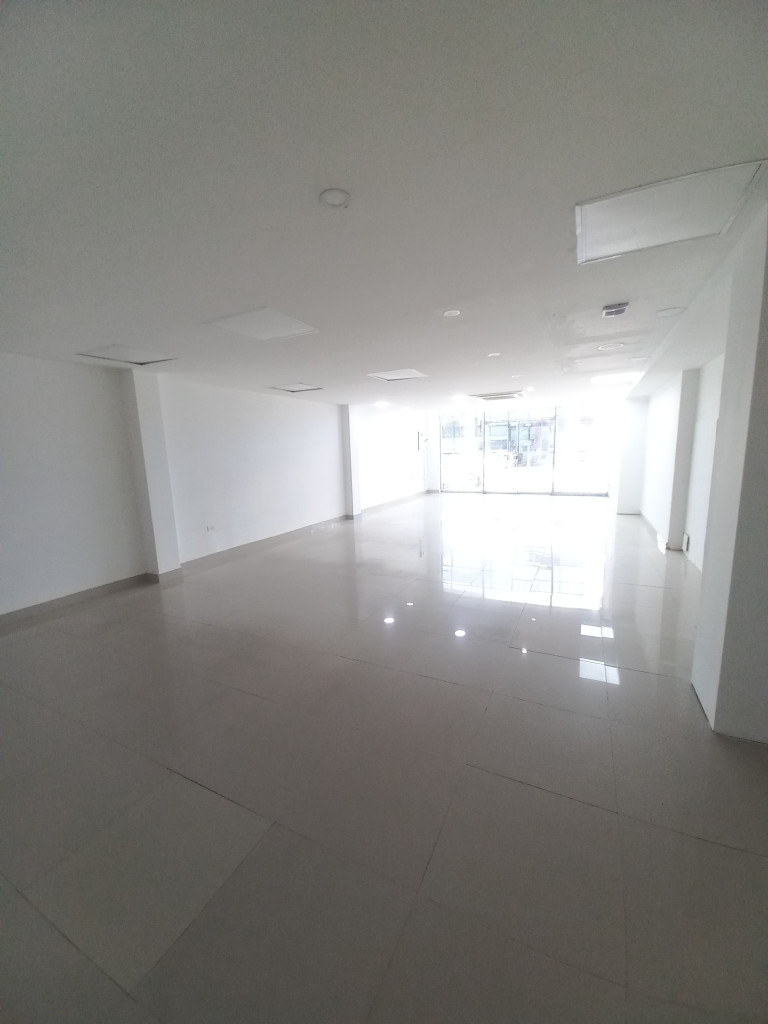 Local En Arriendo - Calle 14 Entre 3 Y 4 Primer Piso, Ibagué