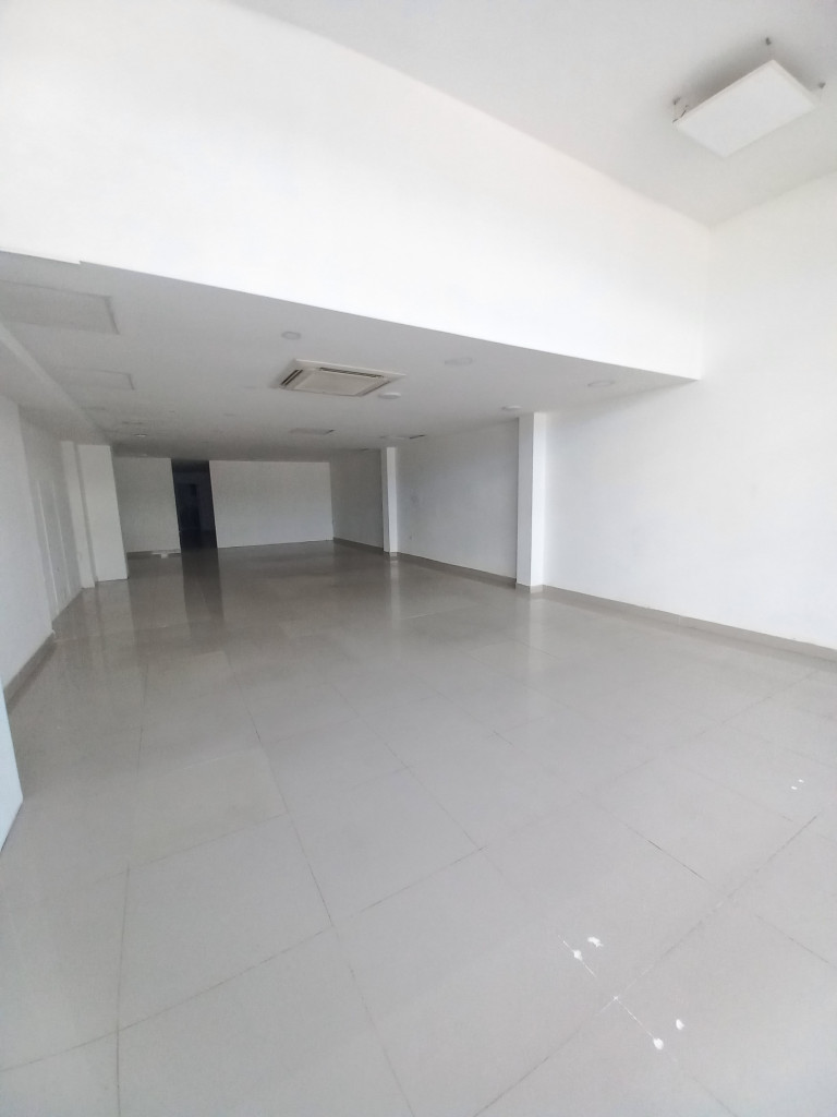 Local En Arriendo - Calle 14 Entre 3 Y 4 Primer Piso, Ibagué