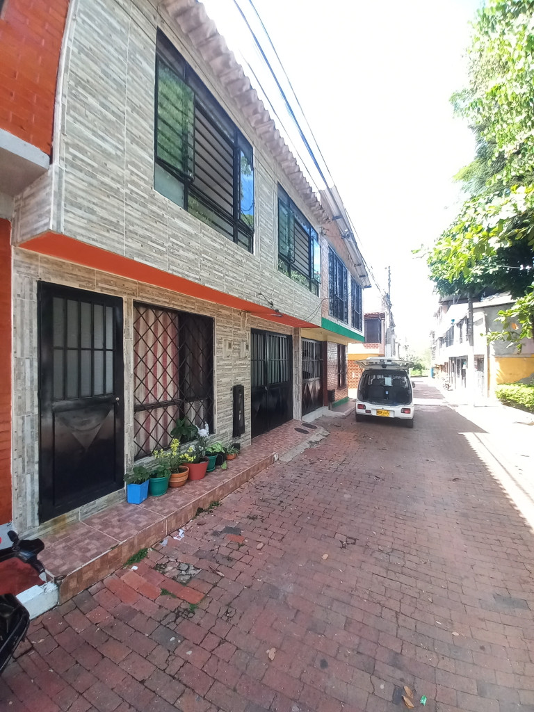 Apartamento En Arriendo - Rincon De Las Americas Piso 2, Ibagué