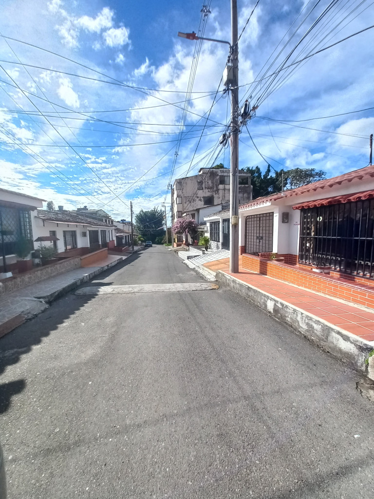 Casa En Venta - Irazu, Ibagué