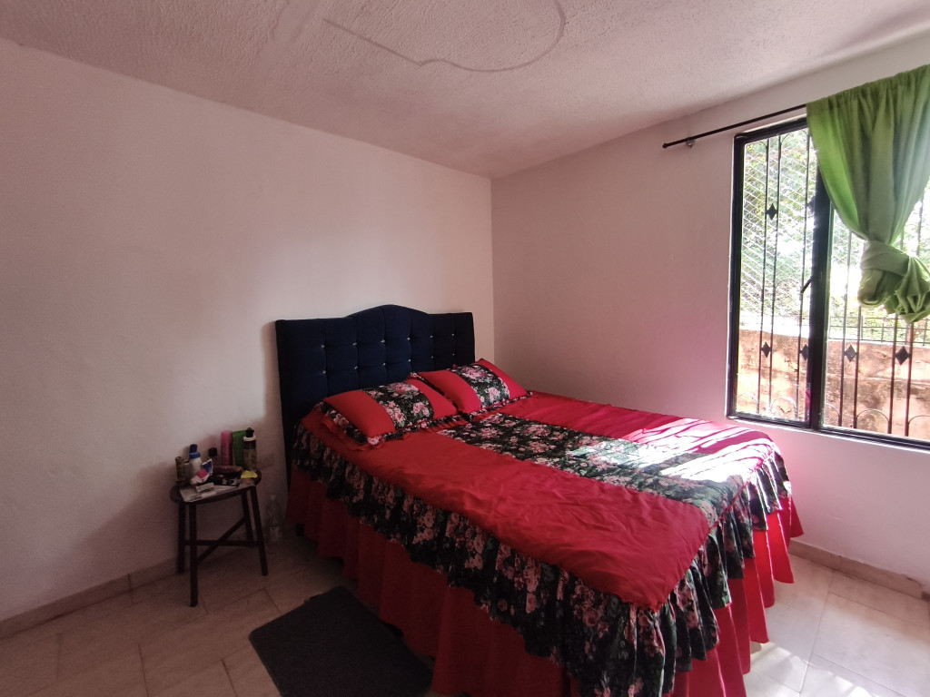 Casalotes En Venta - Sector Azafranal  Vereda Cumbre Via Los Pinos, Silvania
