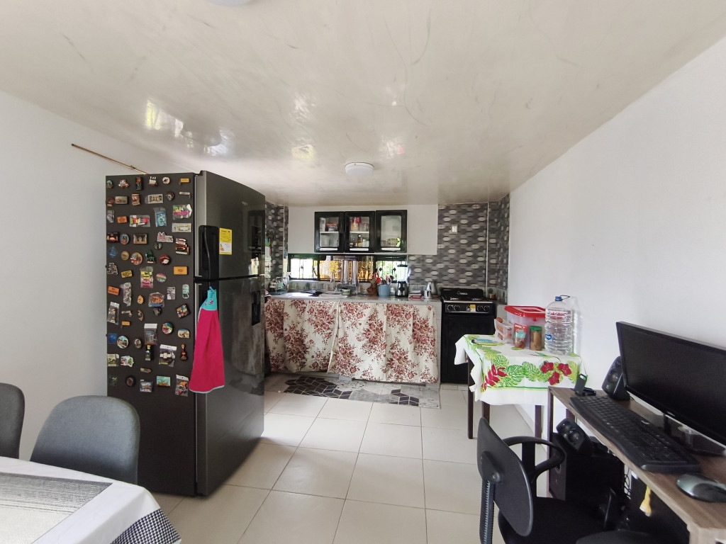 Casalotes En Venta - Sector Azafranal  Vereda Cumbre Via Los Pinos, Silvania