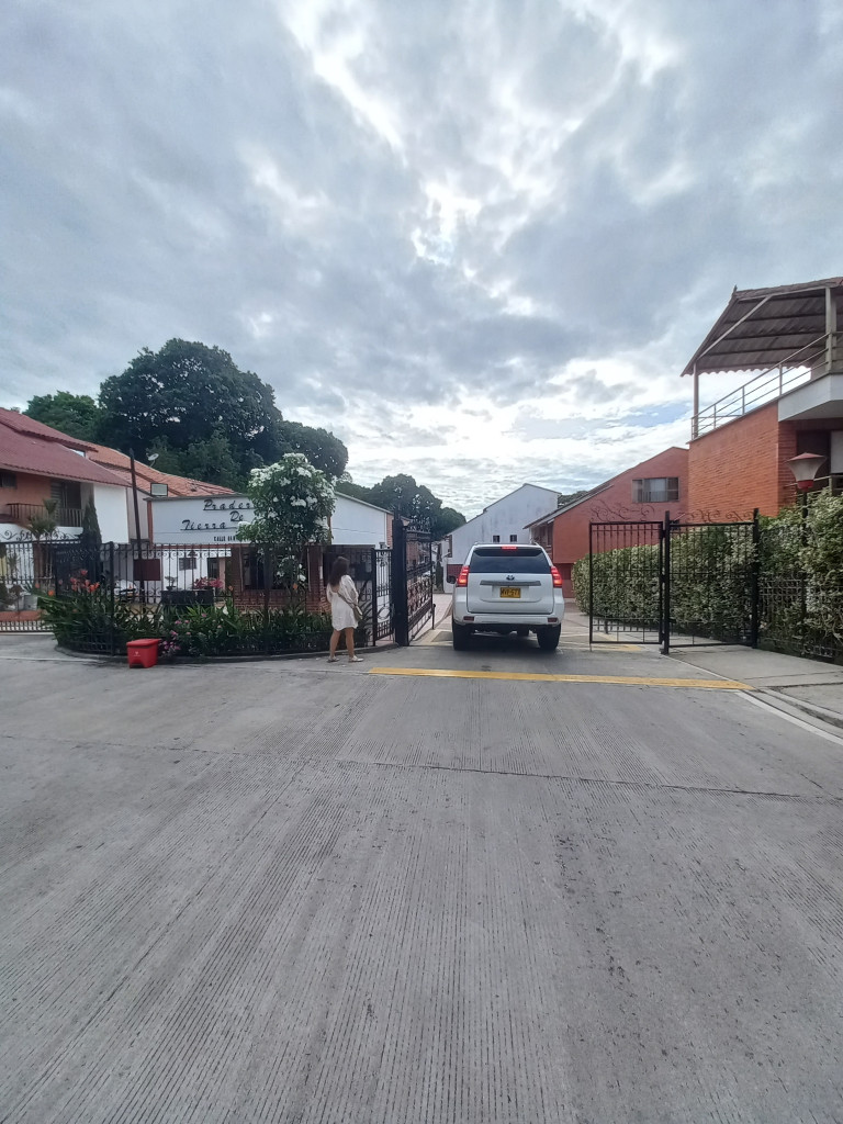 Casa En Arriendo - C.r Praderas De Tierra Linda, Ibagué