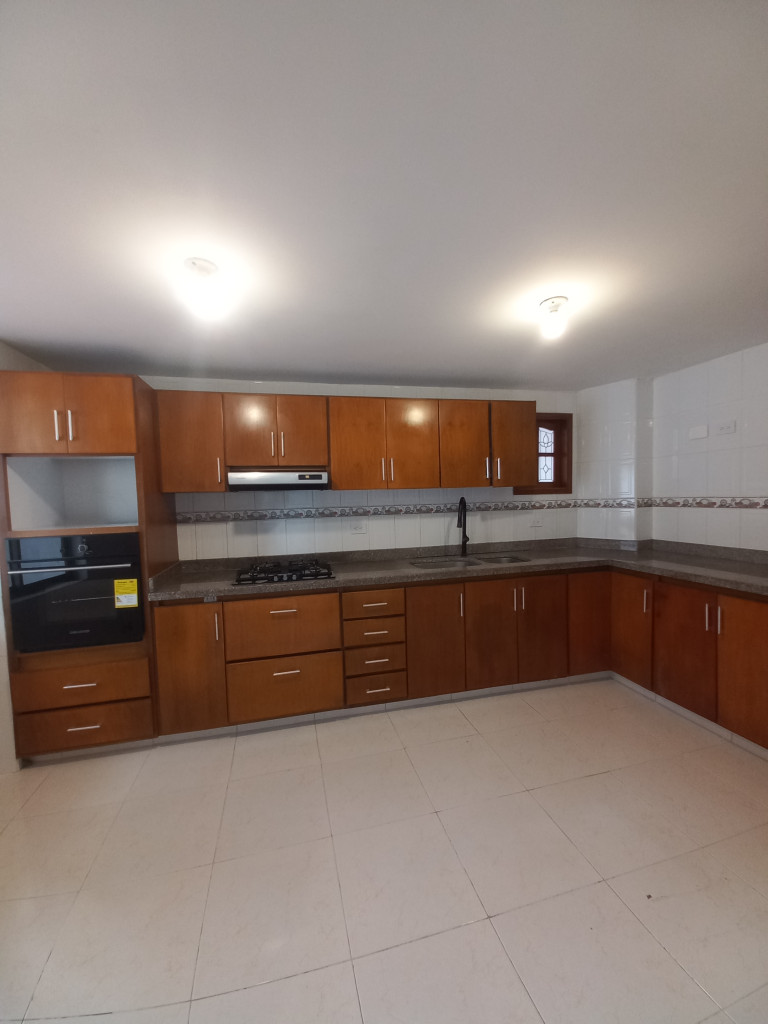 Casa En Arriendo - C.r Praderas De Tierra Linda, Ibagué
