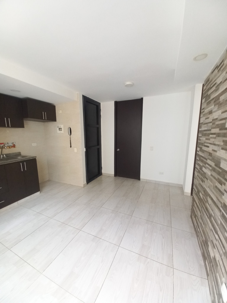 Apartamento En Venta - C. R  Reservas Del San Fermin Piso 4 Sin Ascensor, Ibagué