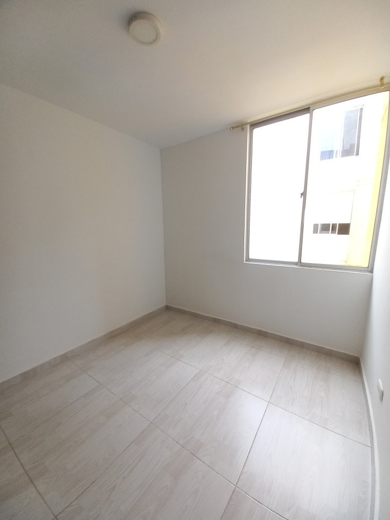 Apartamento En Venta - C. R  Reservas Del San Fermin Piso 4 Sin Ascensor, Ibagué