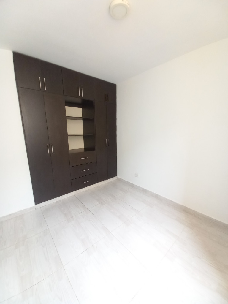 Apartamento En Venta - C. R  Reservas Del San Fermin Piso 4 Sin Ascensor, Ibagué