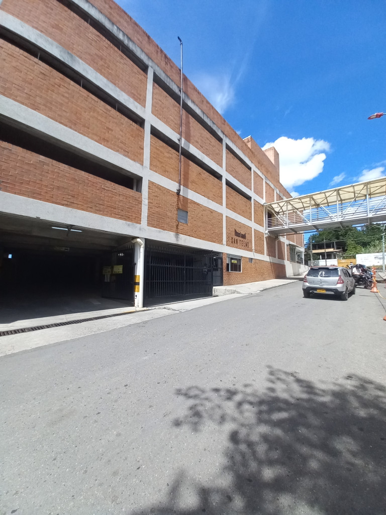 Apartamento En Arriendo - Conjunto Residencial Santelmo Piso 7, Ibagué