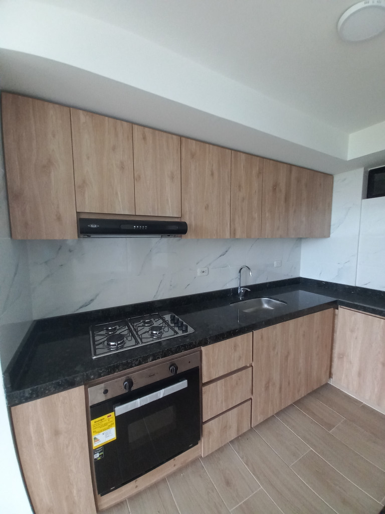 Apartamento En Arriendo - C.r Fontana Campestre Piso 7, Ibagué