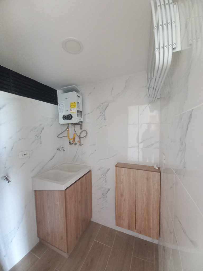 Apartamento En Arriendo - C.r Fontana Campestre Piso 7, Ibagué