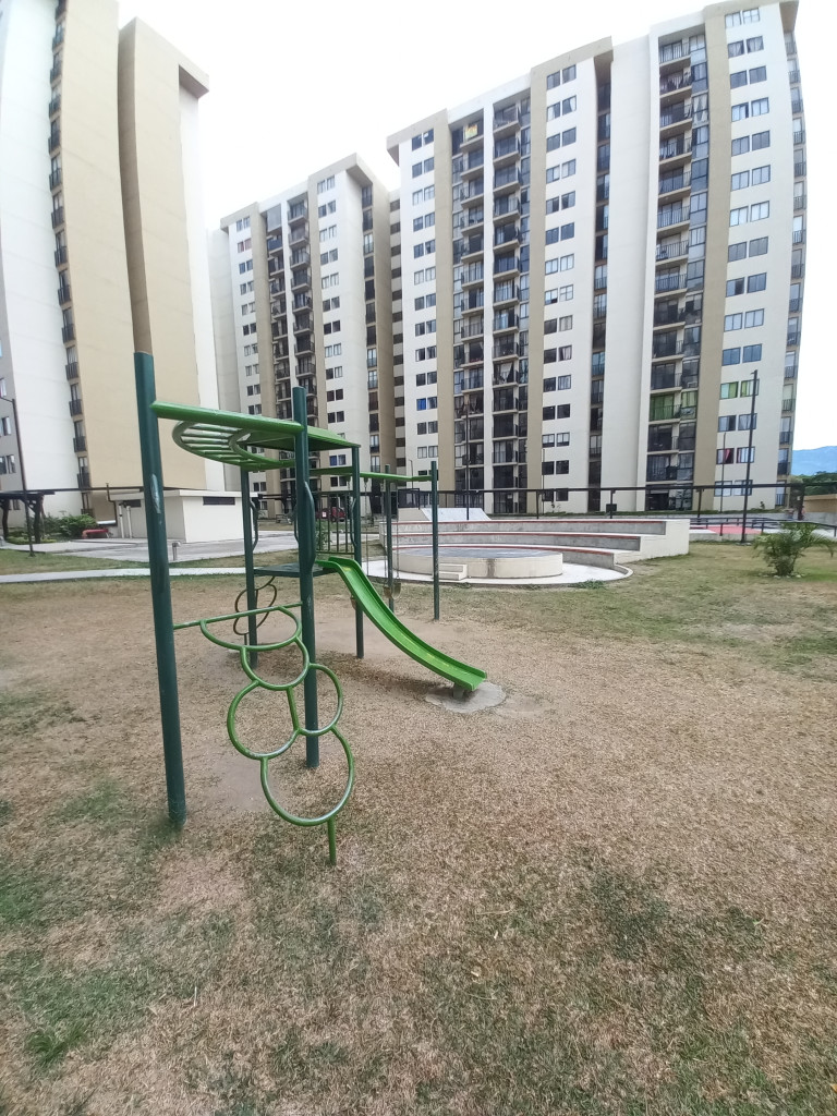 Apartamento En Arriendo - C.r Fontana Campestre Piso 7, Ibagué