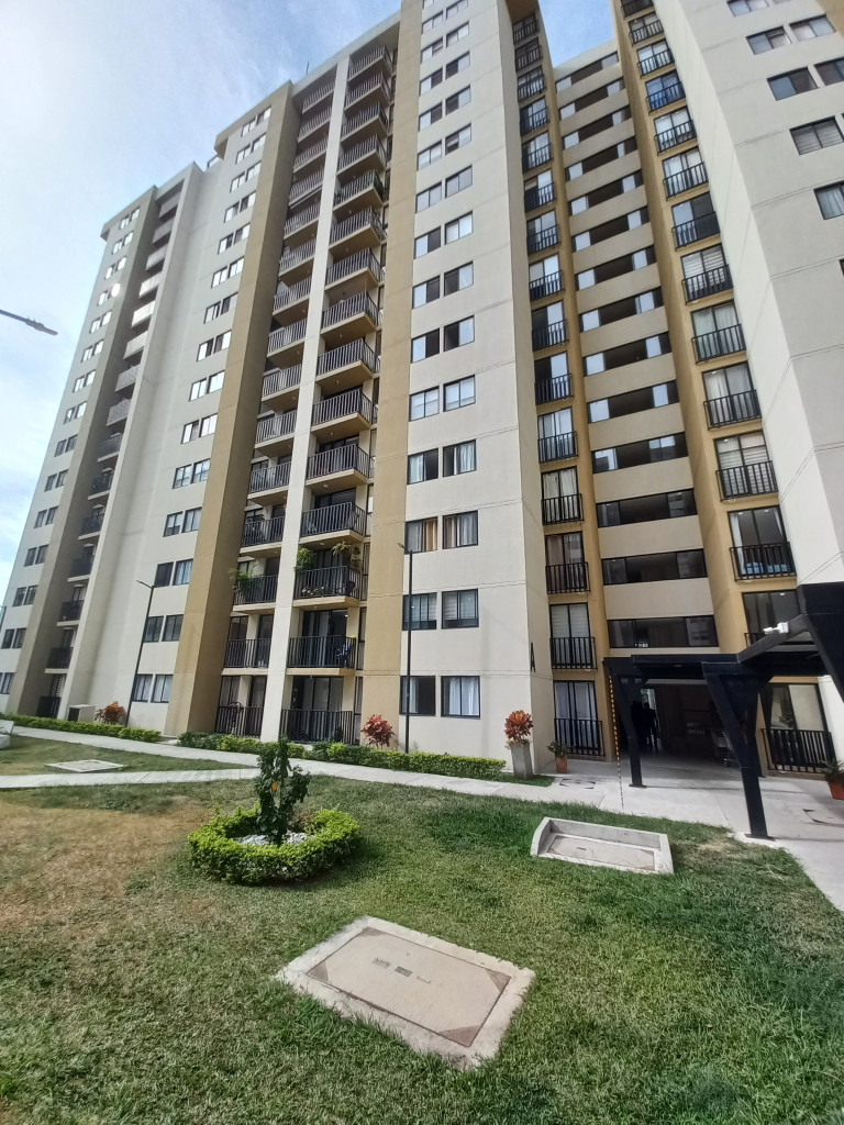 Apartamento En Arriendo - C.r Fontana Campestre Piso 7, Ibagué