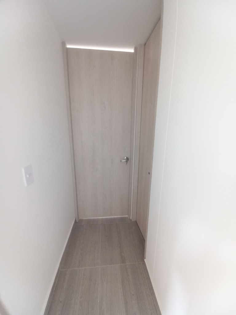 Apartamento En Arriendo - C.r Valle Verde Del Campestre Piso 3, Ibagué
