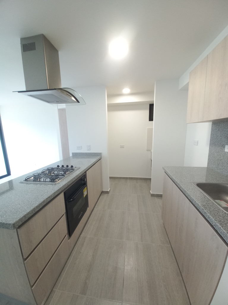 Apartamento En Arriendo - C.r Valle Verde Del Campestre Piso 3, Ibagué