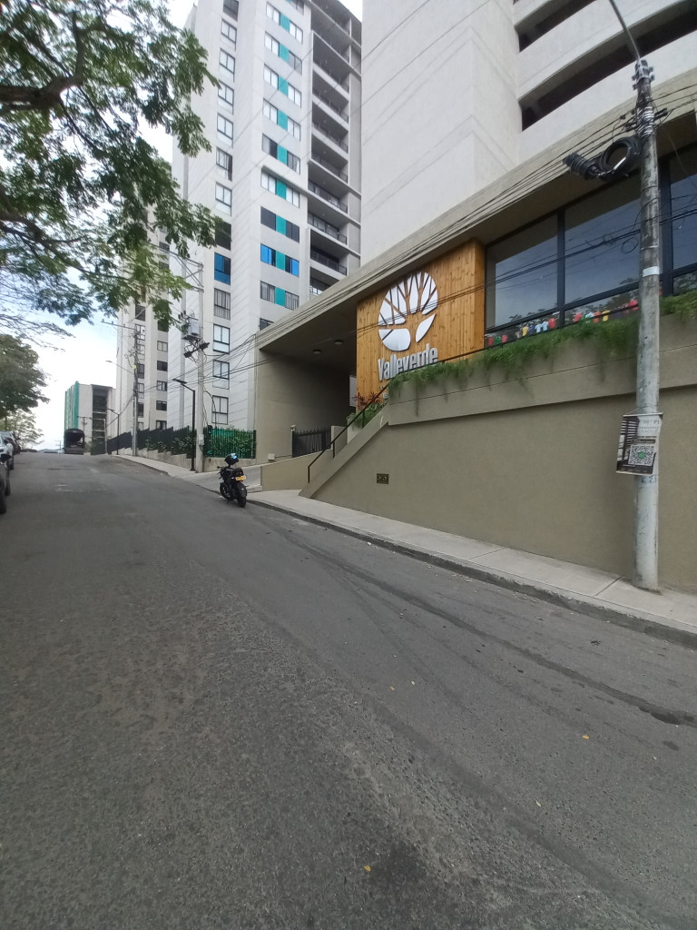 Apartamento En Arriendo - C.r Valle Verde Del Campestre Piso 3, Ibagué