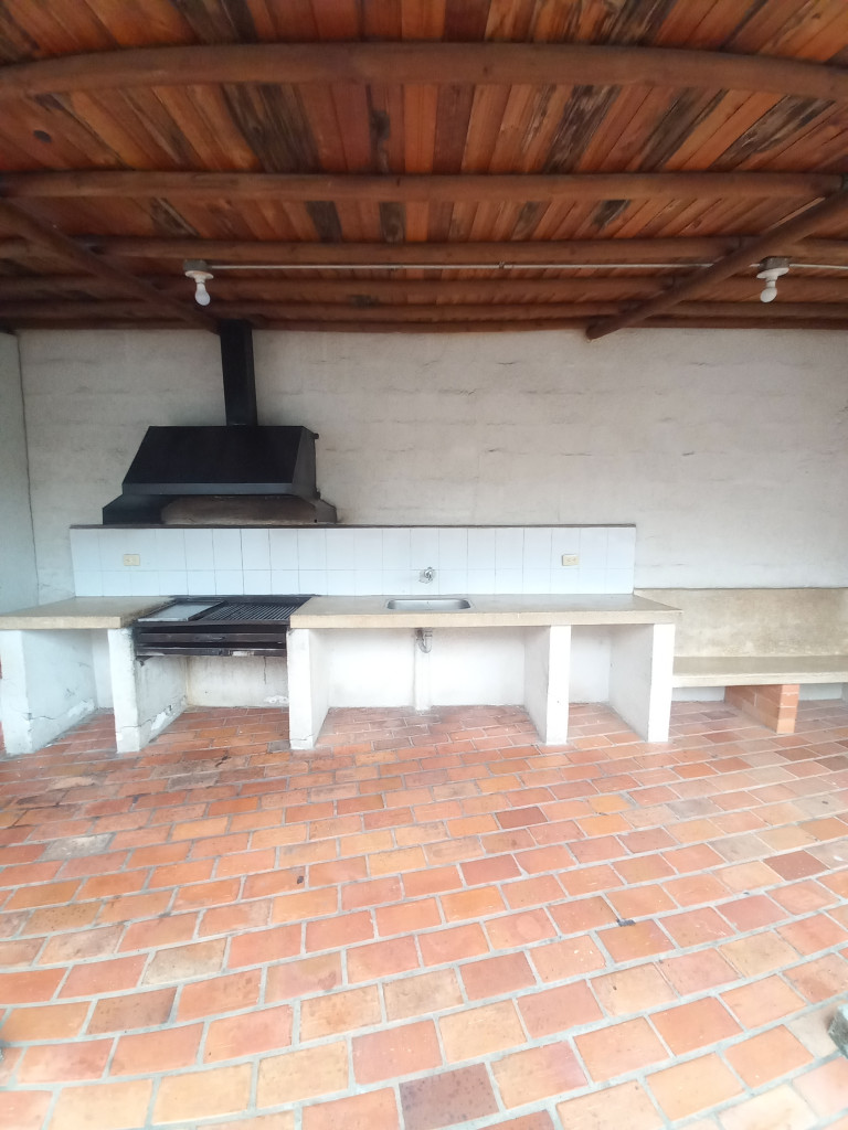 Apartaestudio En Arriendo - C.r Torreon Piedra Pintada Etapa 2 Piso 2, Ibagué
