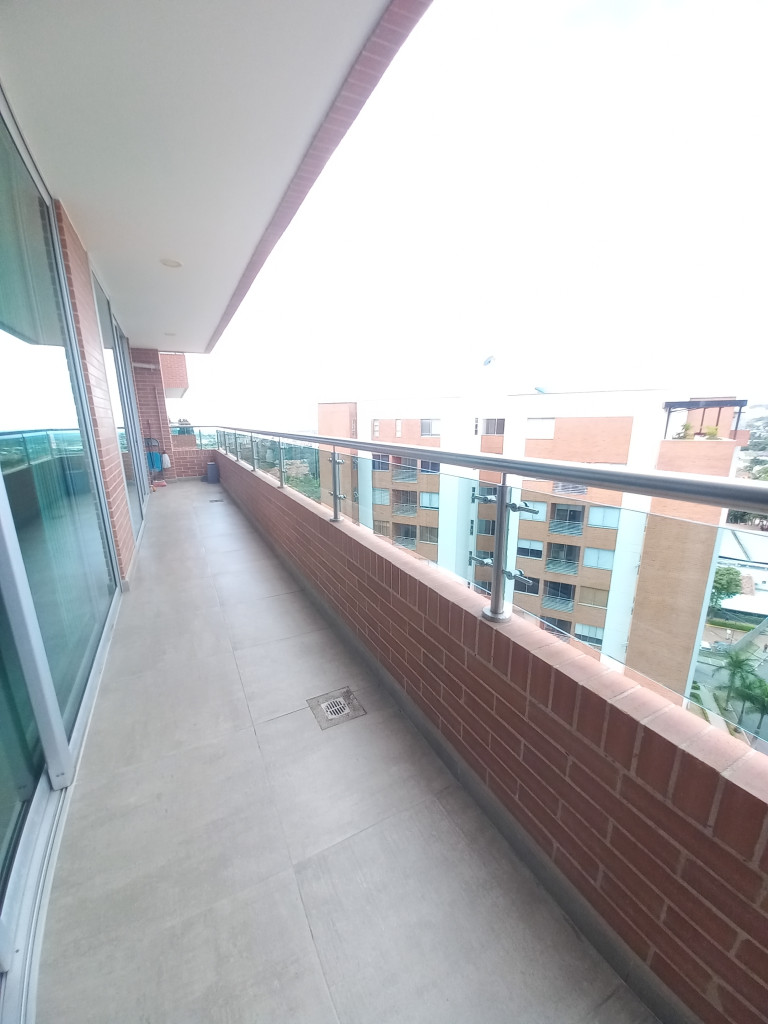 Apartamento En Venta - Conjunto Residencial Cerro Azul Del Vergel Piso 9, Ibagué