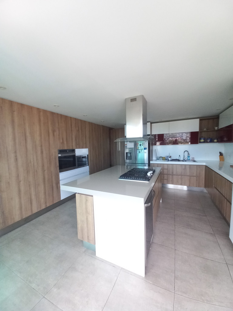 Apartamento En Venta - Conjunto Residencial Cerro Azul Del Vergel Piso 9, Ibagué