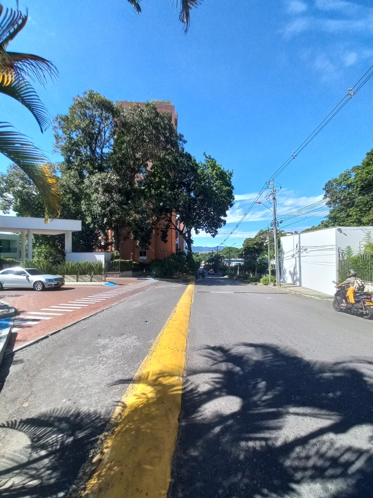 Apartamento En Venta - Conjunto Residencial Cerro Azul Del Vergel Piso 9, Ibagué