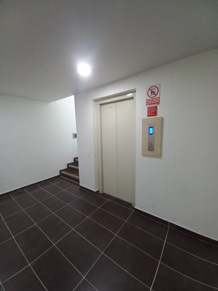 Apartamento En Venta - Conjunto Residencial Cerro Azul Del Vergel Piso 9, Ibagué