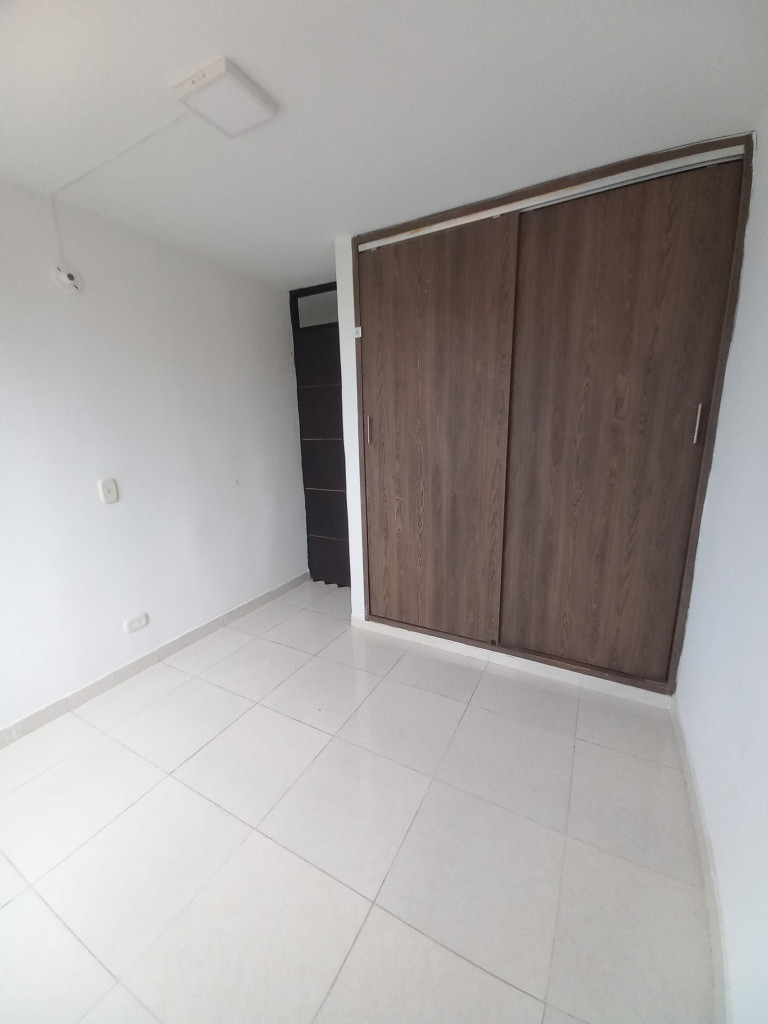 Apartamento En Venta - Arboleda Campestre Almendro  Piso 4 Sin Ascensor, Ibagué