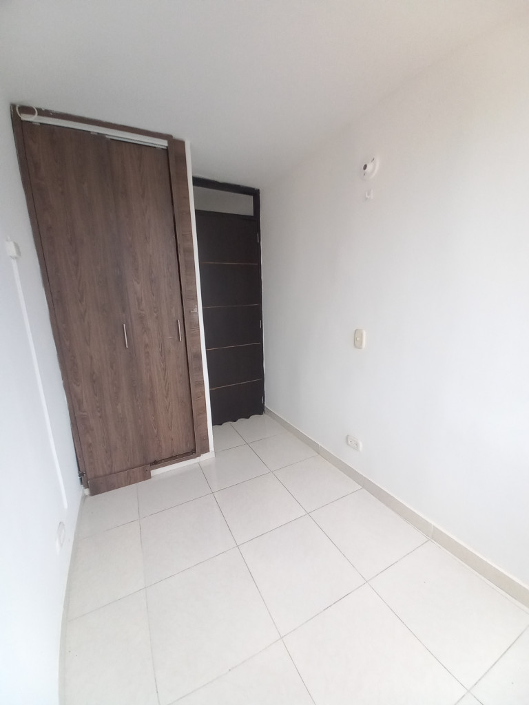 Apartamento En Venta - Arboleda Campestre Almendro  Piso 4 Sin Ascensor, Ibagué