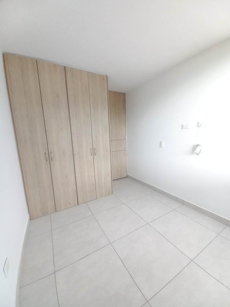 Apartamento En Arriendo - C.r Bosque De San Ángel Piso 10, Ibagué