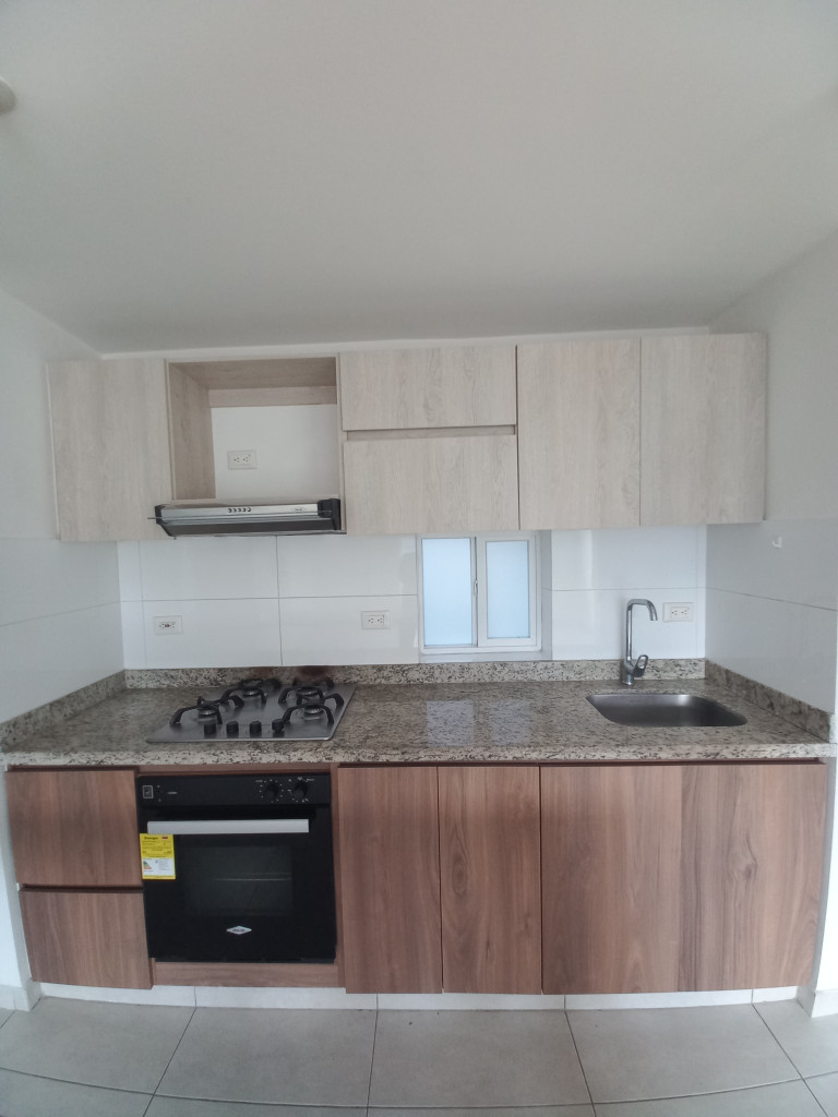 Apartamento En Arriendo - C.r Bosque De San Ángel Piso 10, Ibagué