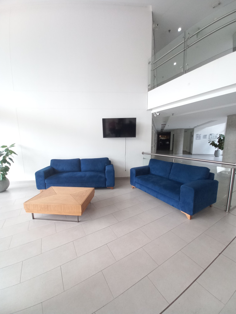 APARTAMENTO en ARRIENDO en C.R BOSQUE DE SAN ÁNGEL PISO 10 — 4