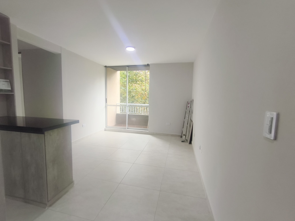 APARTAMENTO en ARRIENDO en RESERVA LAS MERCEDES MZ 1 PISO 4 — 5