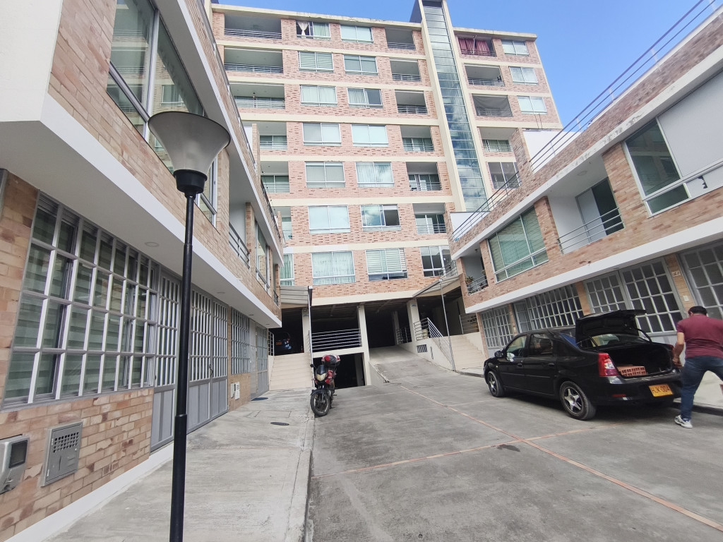APARTAMENTO en ARRIENDO en MULTIFAMILIAR VILLA DEL SOL II PISO 1 — 3