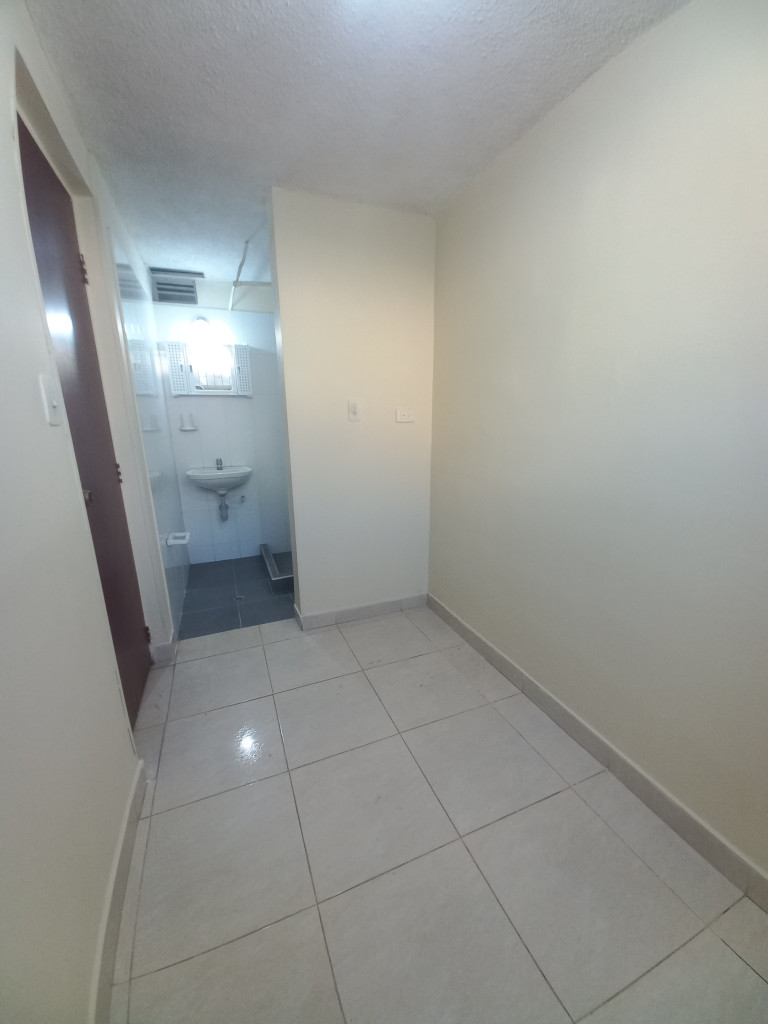 Apartamento En Arriendo - Kr 4 F # Ferrocarril - 39 Bis 13 Apartamento 104, Ibagué