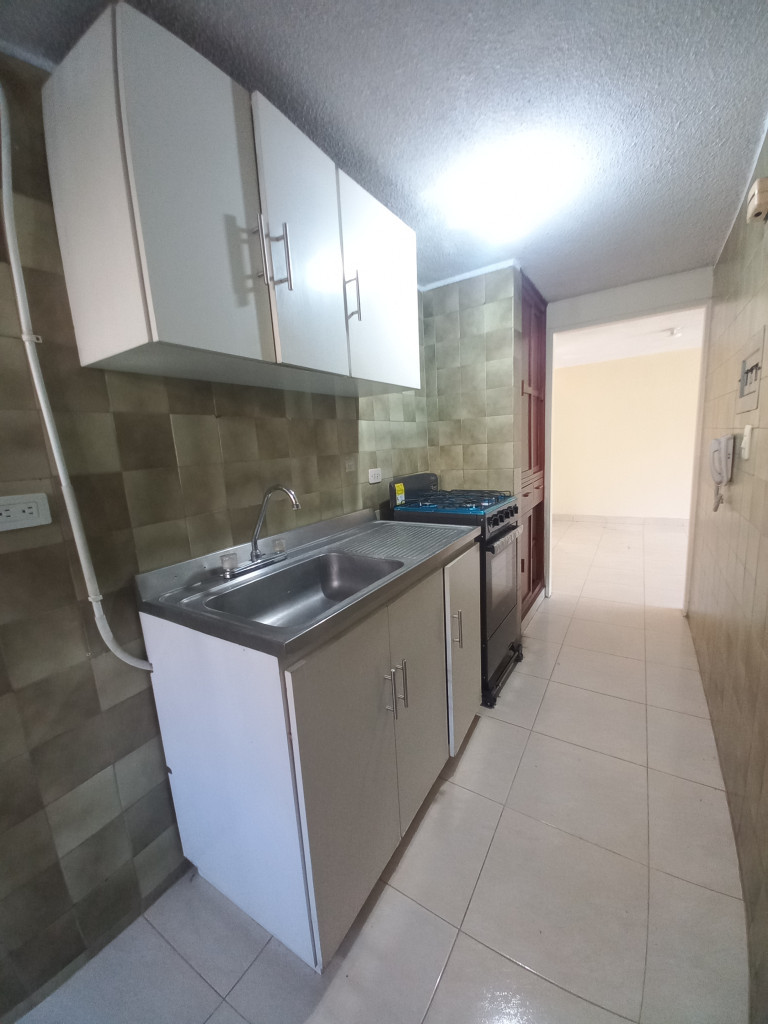 Apartamento En Arriendo - Kr 4 F # Ferrocarril - 39 Bis 13 Apartamento 104, Ibagué