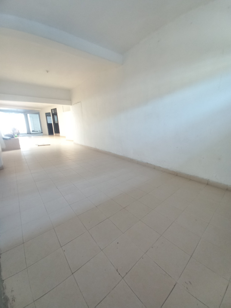 LOCAL en ARRIENDO en CL 24 # 4 C - 59 CARMEN — 4