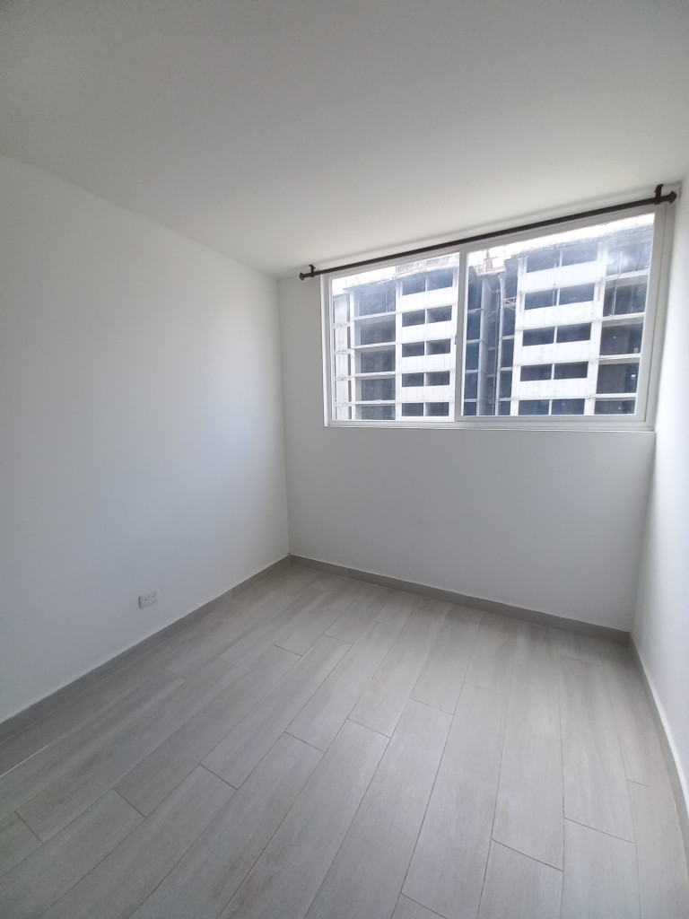 Apartamento En Arriendo - C.r Bosque Reservado Piso 7, Ibagué