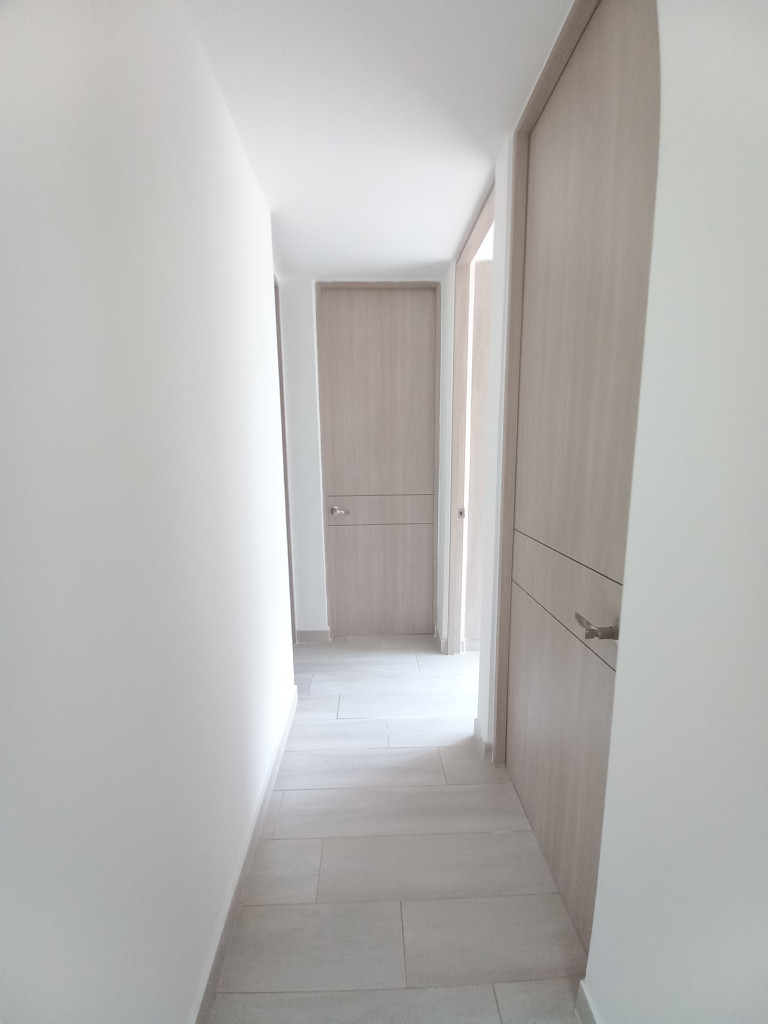 Apartamento En Arriendo - C.r Bosque Reservado Piso 7, Ibagué